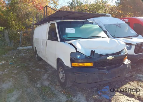 2018 Chevrolet Express 2500 Work Van из США, поврежденный, VIN 1GCWGBFP1J1315181